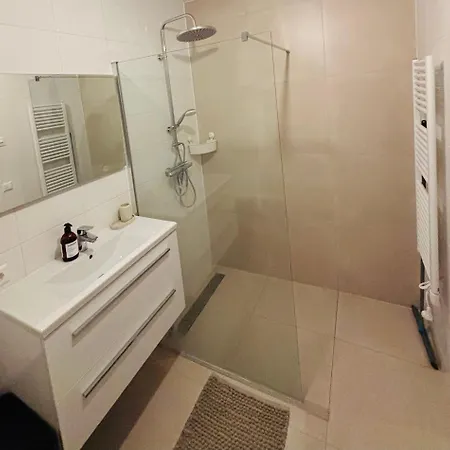 Perfect Located 2 Bedroom *